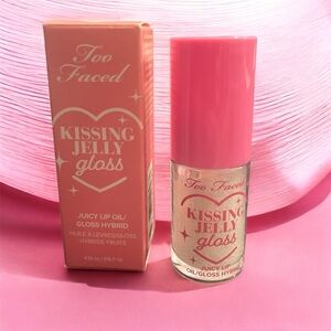 Too Faced Kissing Jelly Gloss - Strawberry Frosting NEW